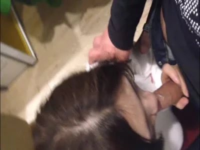[原创] 杭州毒药网吧包厢妹子口暴吞精