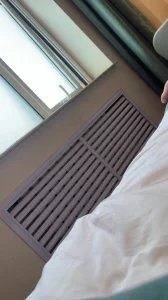 眼镜人妻的风情