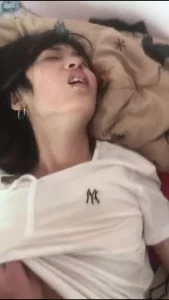 骚逼的表情真好看 搬运